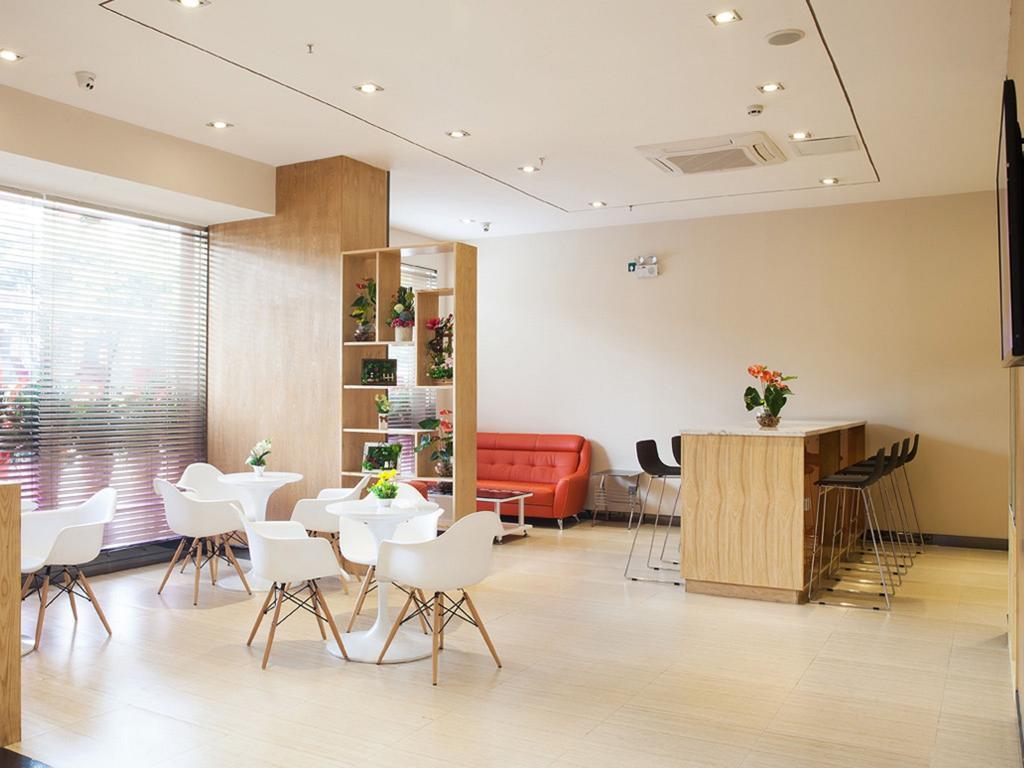 7Days Premium Chongqing Hongqihegou Hotel ภายนอก รูปภาพ