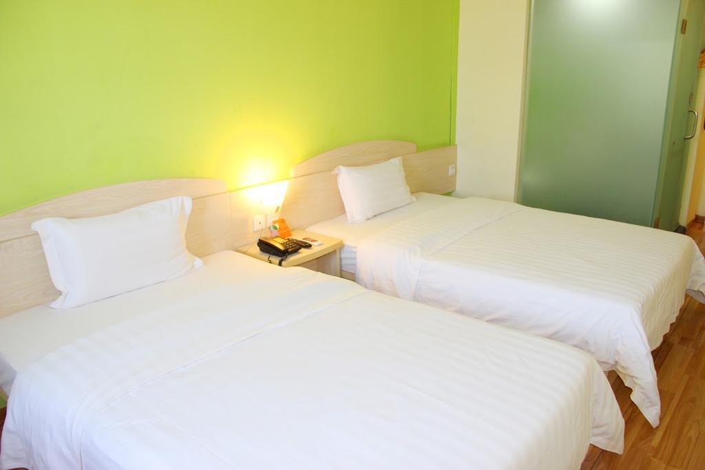 7Days Premium Chongqing Hongqihegou Hotel ภายนอก รูปภาพ